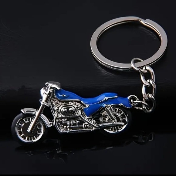 Bag charm, guitar strap, or chain. - Picture 11 of 17